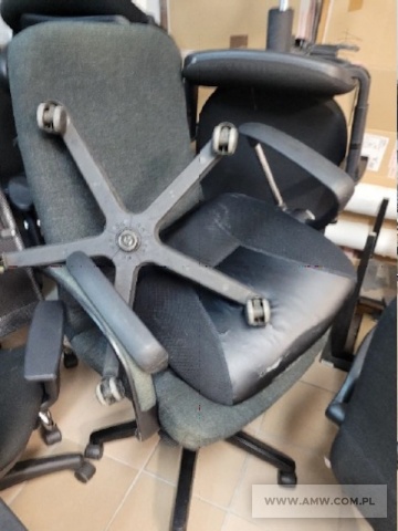 Fotele i krzesła - pakiet zawierający 46 szt. (wg oddzielnego wykazu) 